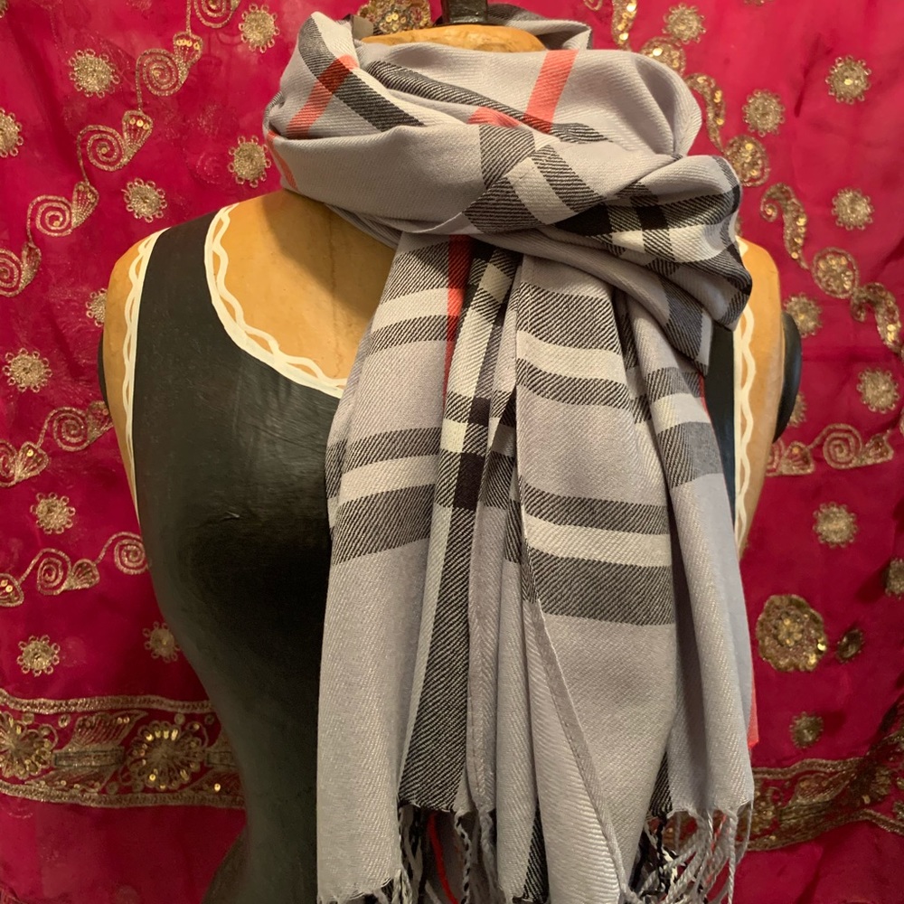 💝3/$36 Plaid Pashmina Scarf💝